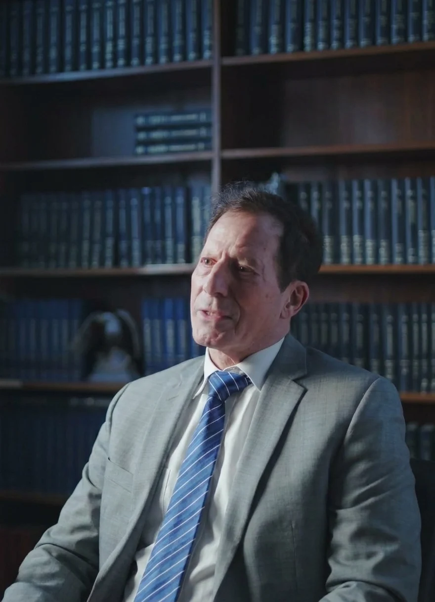 Steven Louros - 纽约人身伤害律师